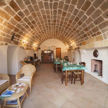 Masseria Fracchicchi Bed & Breakfast