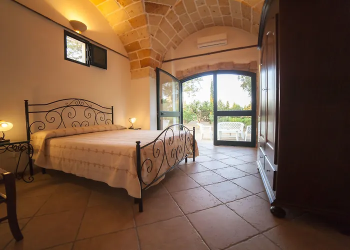 Masseria Fracchicchi Bed and Breakfast Galatina